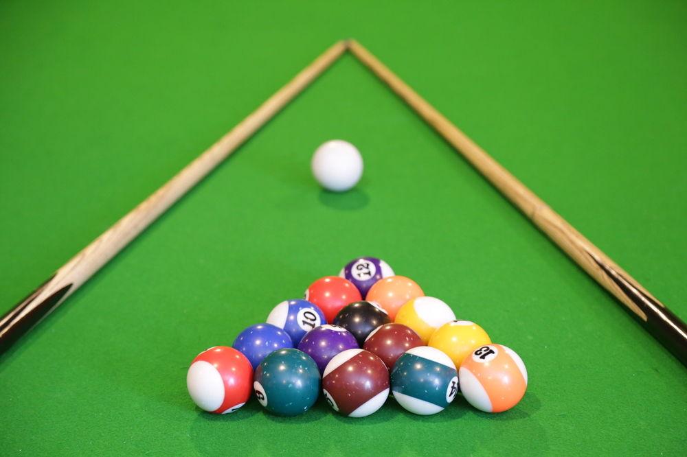 Отель Courtyard By Marriott Agra Экстерьер фото Pool balls