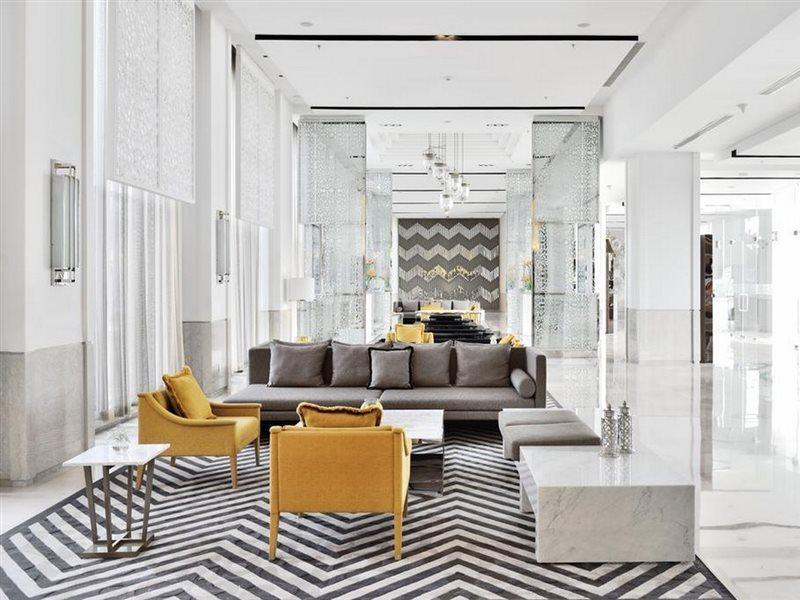 Отель Courtyard By Marriott Agra Экстерьер фото The lobby of the hotel