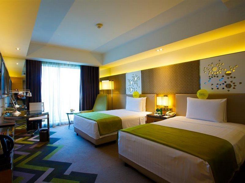 Отель Courtyard By Marriott Agra Экстерьер фото Deluxe Room